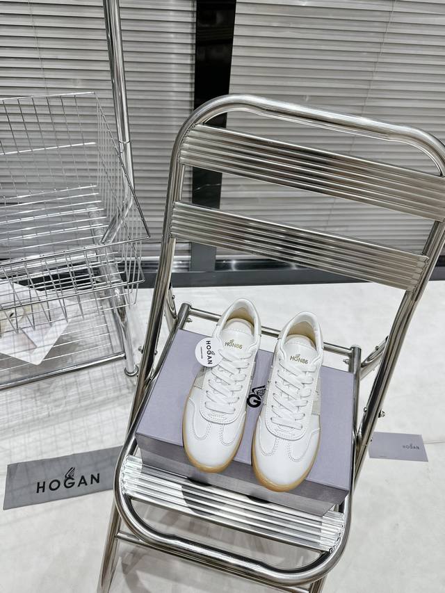 男+10 #情侣款 顶级版本 Hogan霍根最新h327 Cool系列 情侣款 德训鞋 休闲运动鞋 小白鞋 原版购入开发 做货 Hogan Cool系列结合复古
